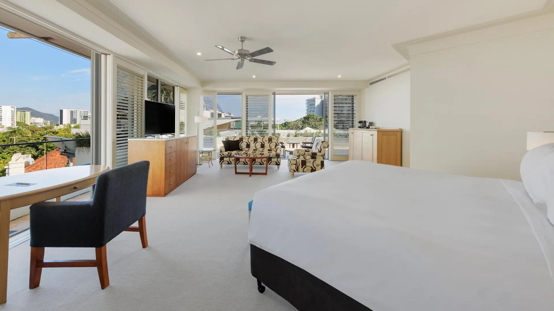 Pullman Reef Hotel Casino Cairns