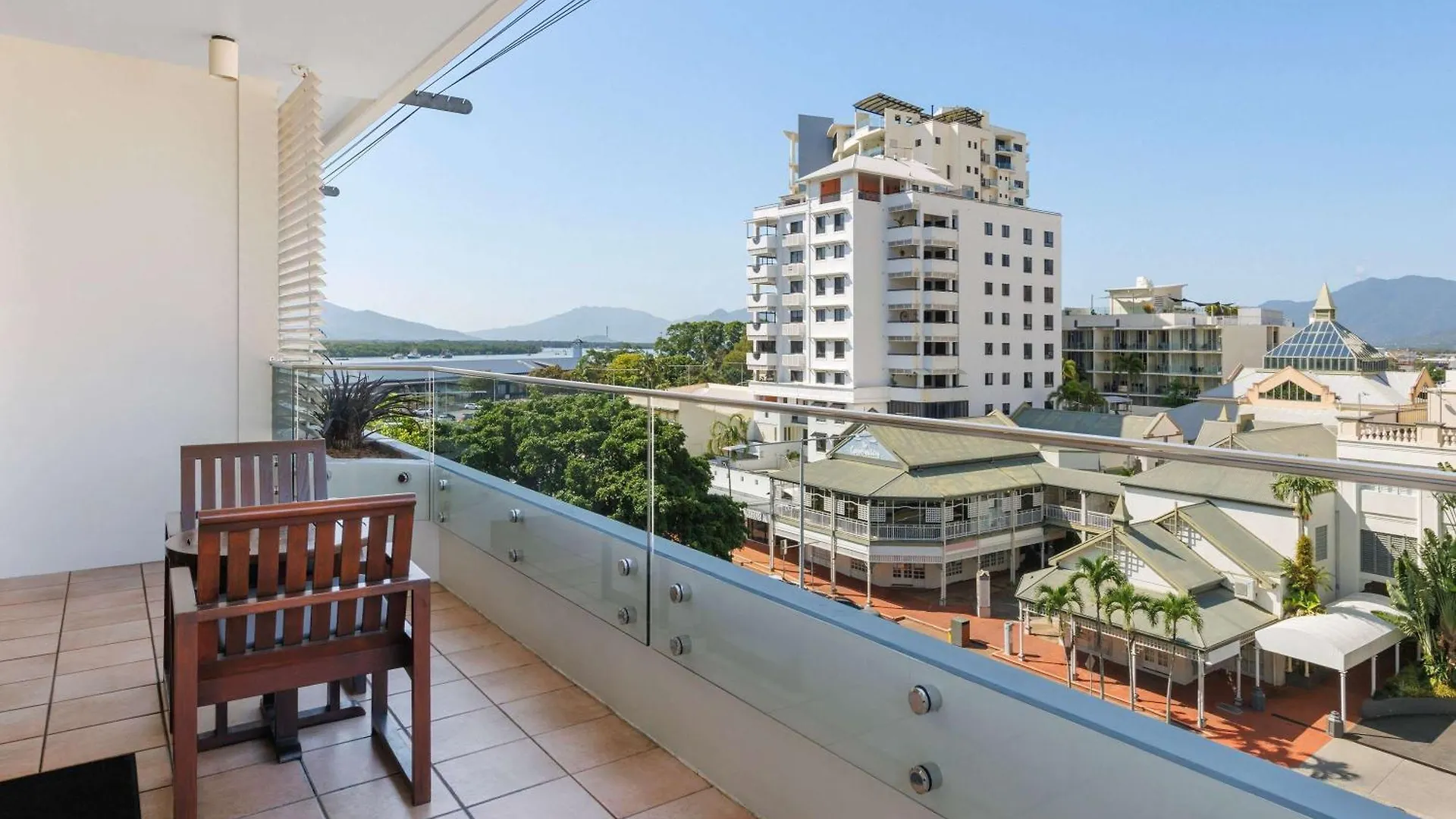 Pullman Reef Hotel Casino Cairns 5*,  Australia