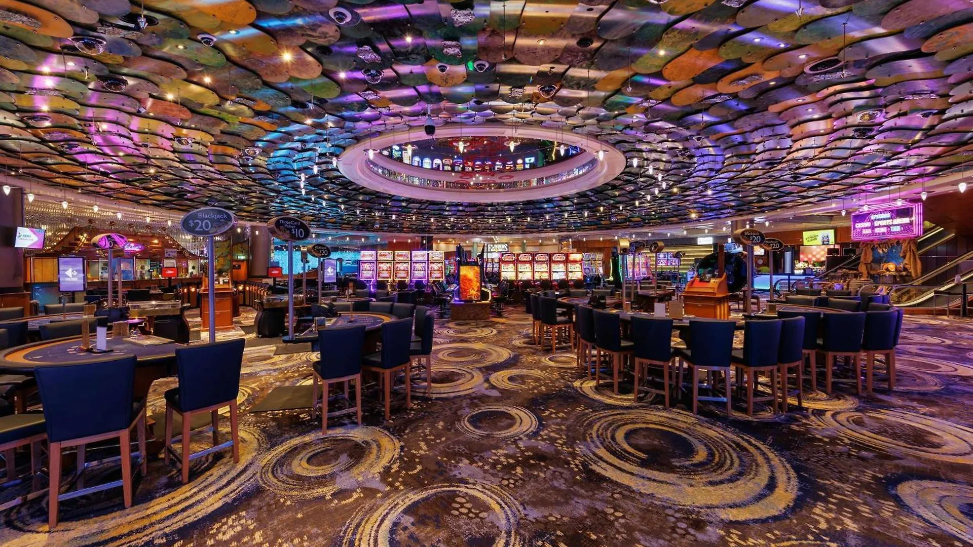 Pullman Reef Hotel Casino Cairns Australia