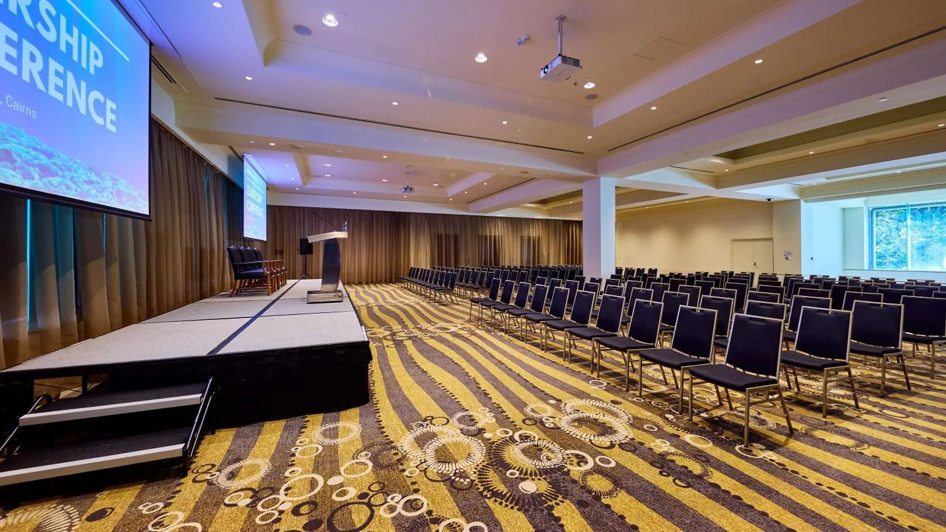 *****  Pullman Reef Hotel Casino Cairns Australia