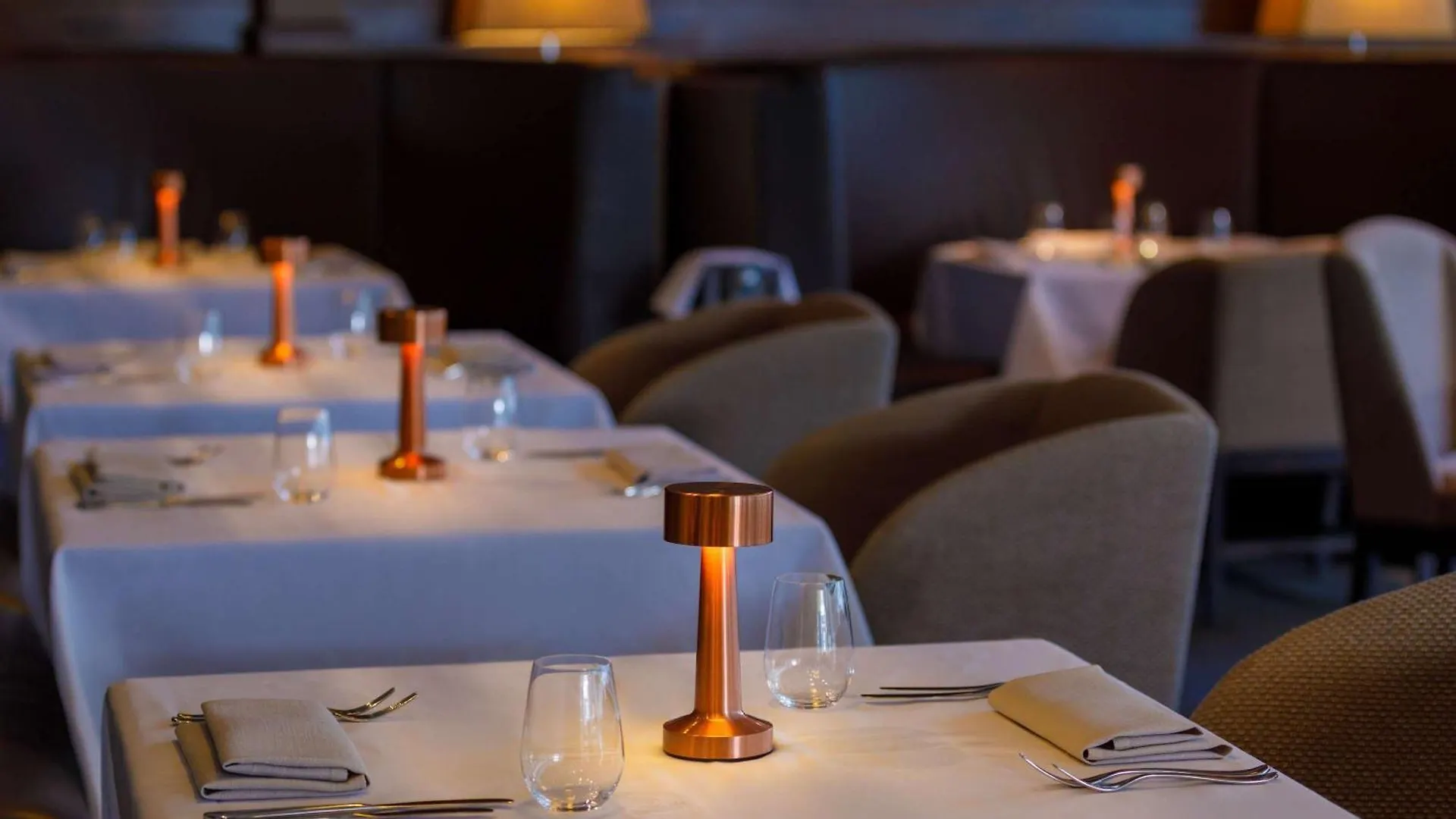 Pullman Reef Hotel Casino Cairns 5*,