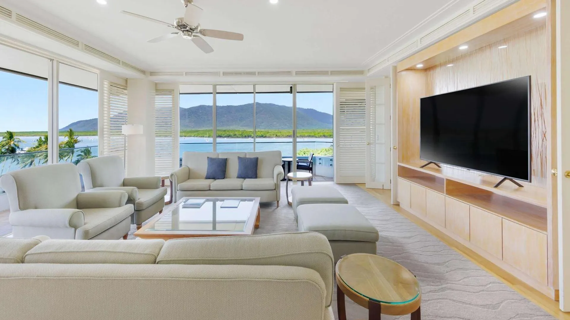 Pullman Reef Hotel Casino Cairns