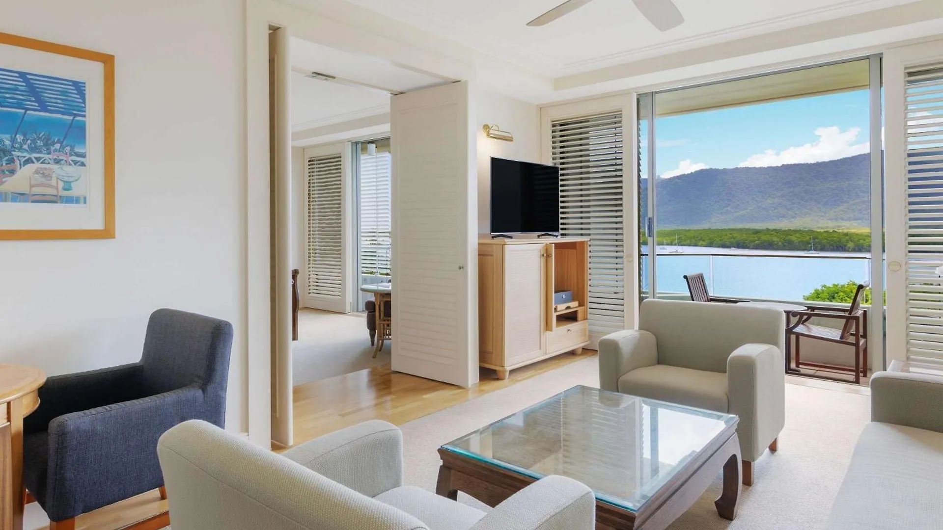 Pullman Reef Hotel Casino Cairns 5*,