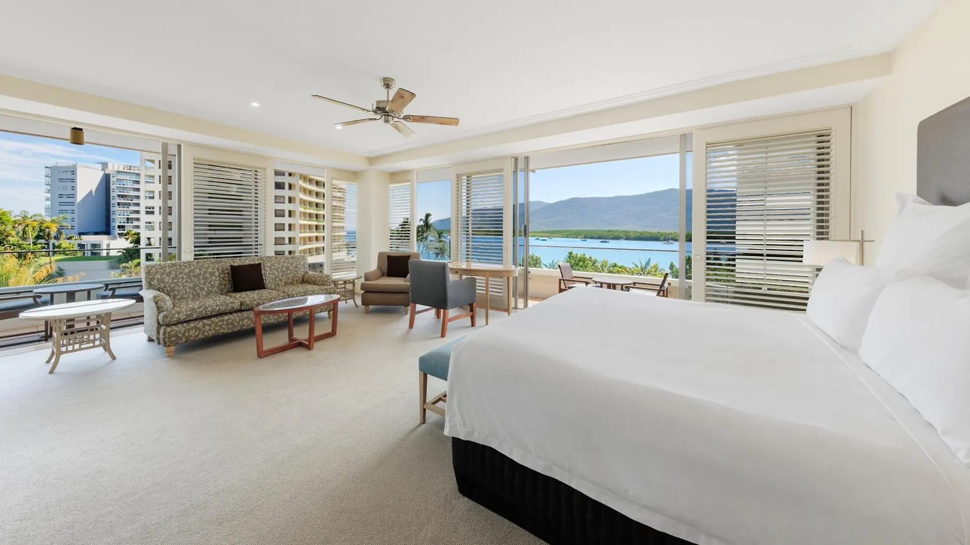 Pullman Reef Hotel Casino Кэрнс 5*,