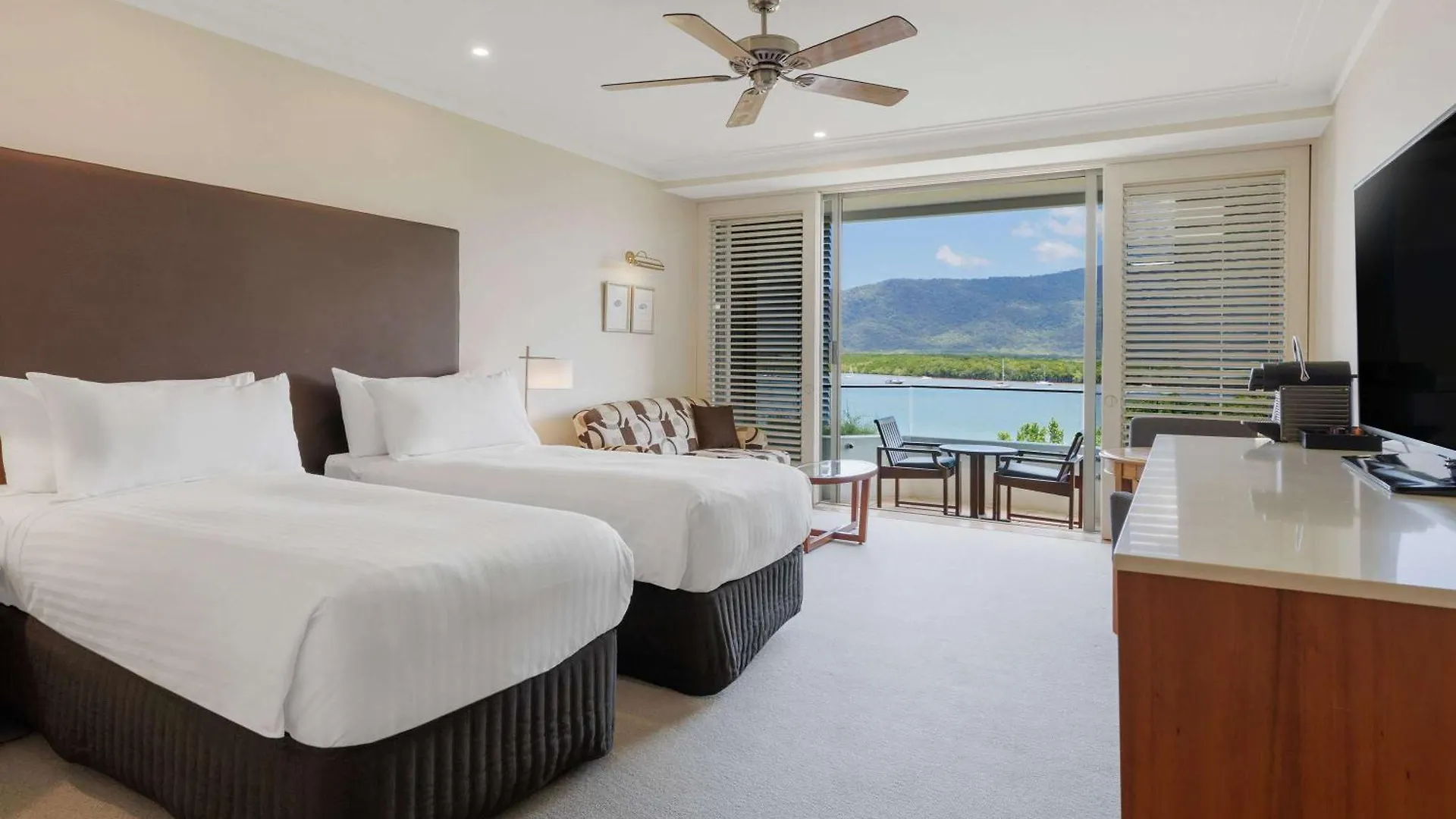 Pullman Reef Hotel Casino Cairns