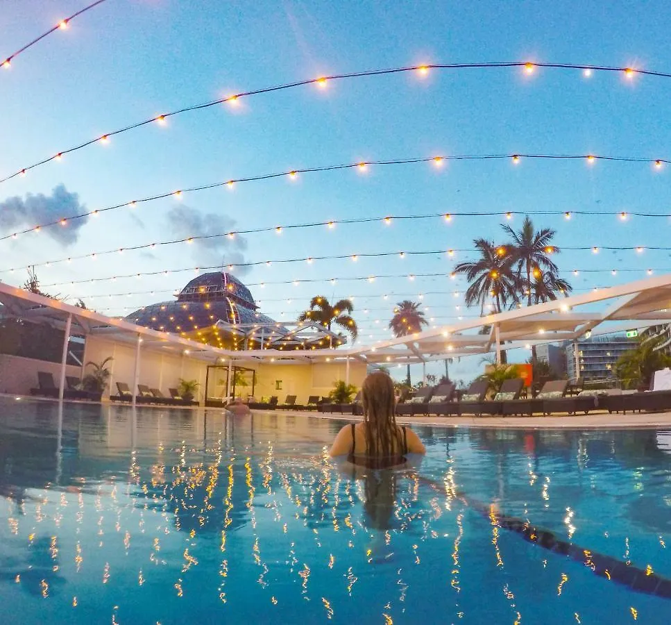Pullman Reef Hotel Casino Кэрнс